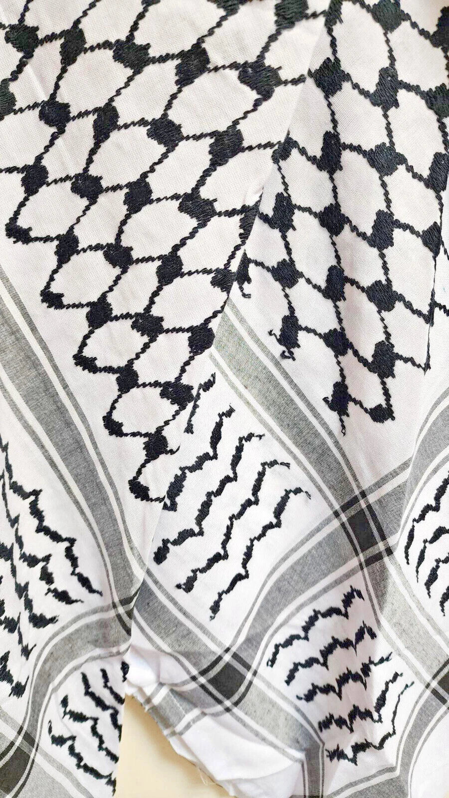 Palestinian Arafat Embroidered Shemagh Palestine Scarf Arab Keffiyeh Wrap Shawl in Yassir